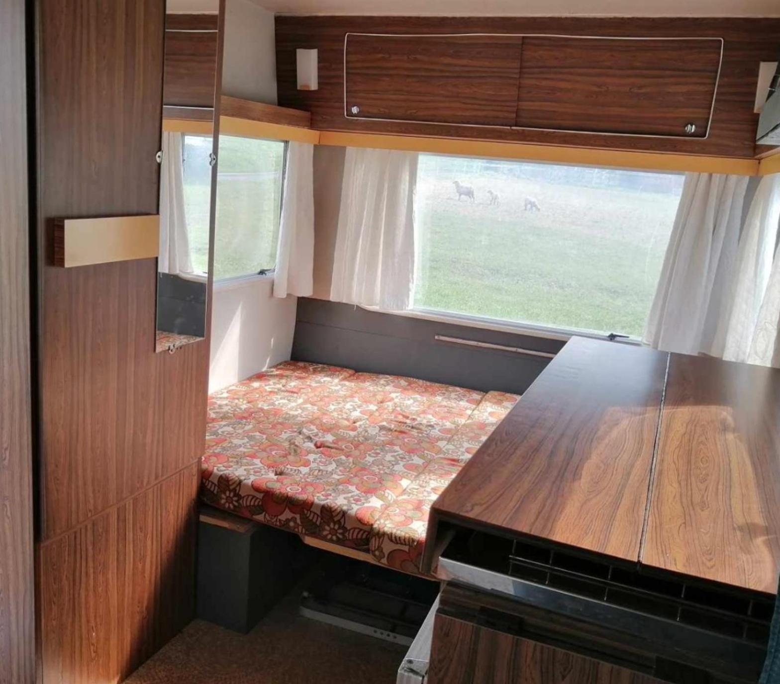 Camping Le Val Aux Fees - Broceliande Concoret Eksteriør billede