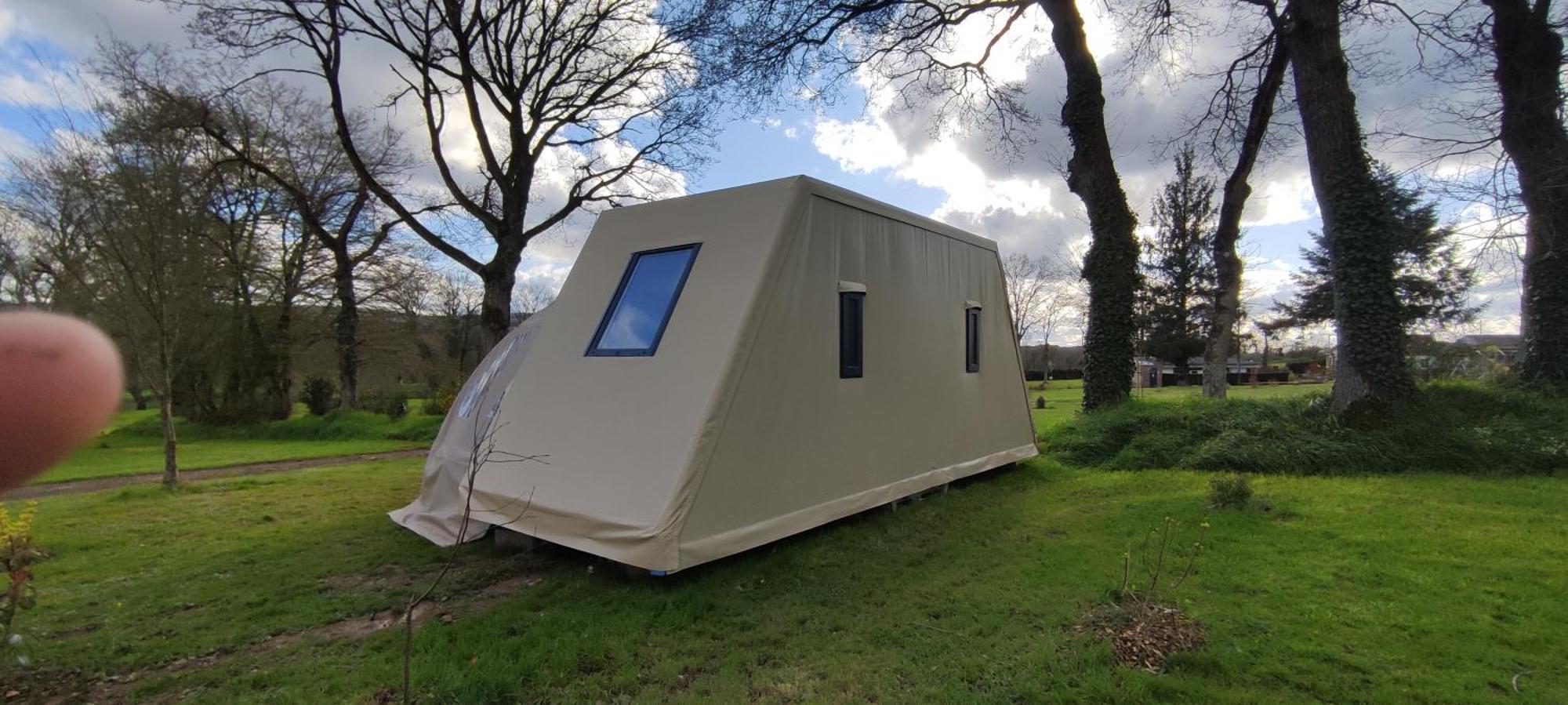 Camping Le Val Aux Fees - Broceliande Concoret Eksteriør billede