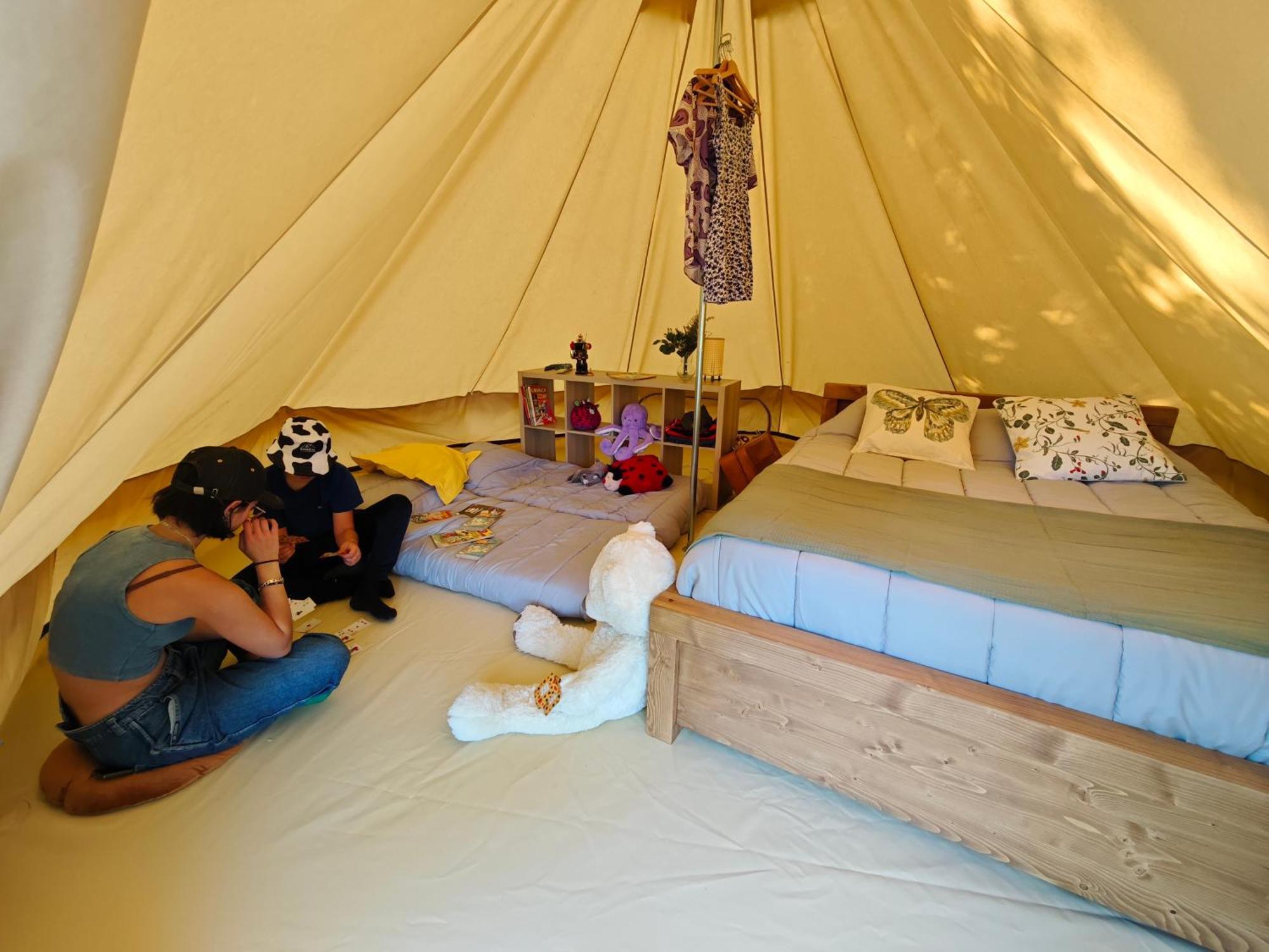 Camping Le Val Aux Fees - Broceliande Concoret Værelse billede